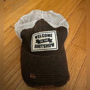 Mesh adjustable baseball cap